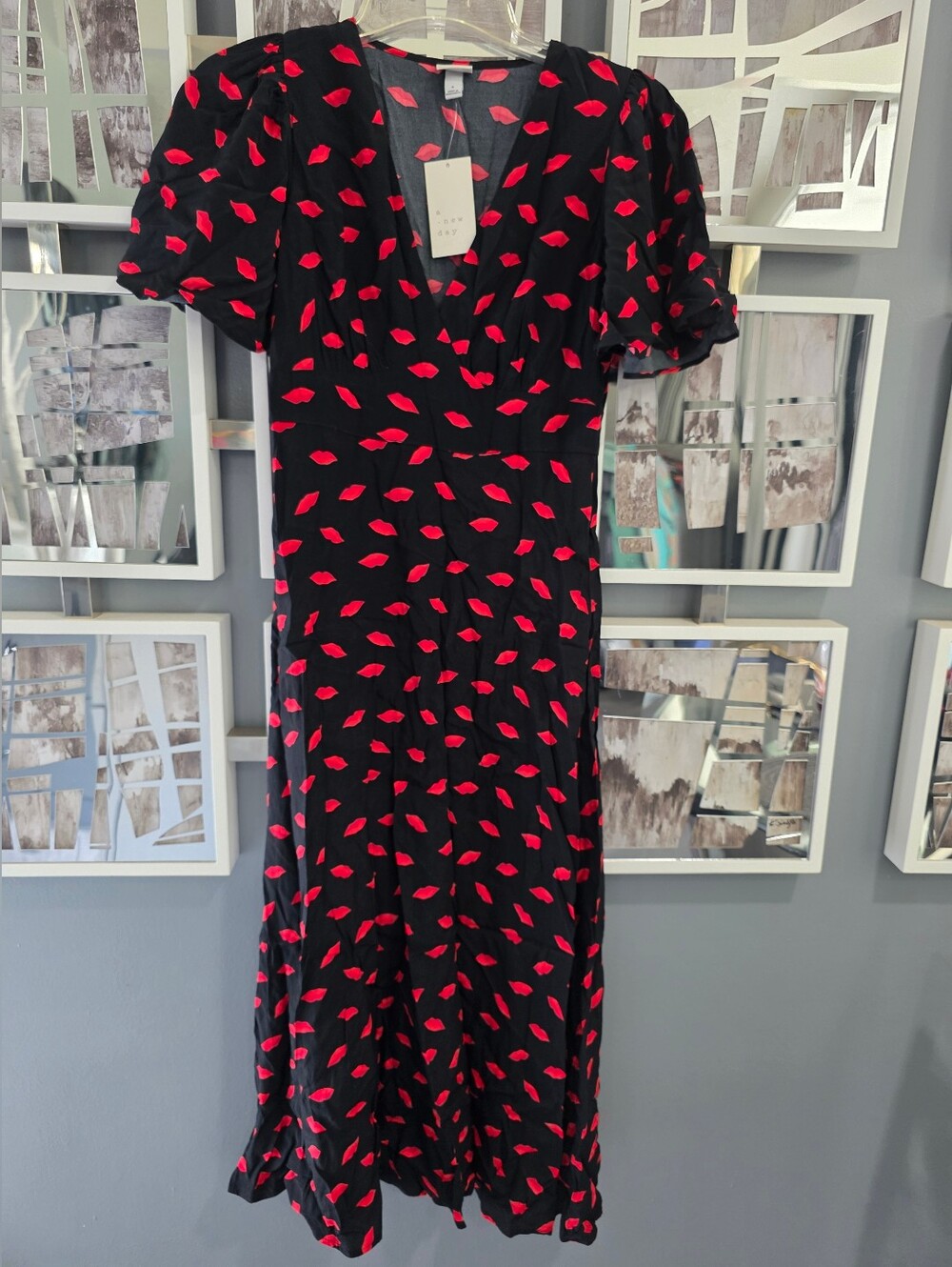 a new day Black Midi Dress with Red Lip Print